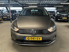 Volkswagen Golf Sportsvan - 1.2 TSI 110pk DSG, Camera, Trekhaak, Stoelverwarming