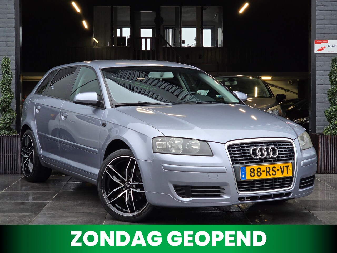 Audi A3 Sportback - 1.6 FSI Airco|Cruise control|5 deuren|NAP - AutoWereld.nl