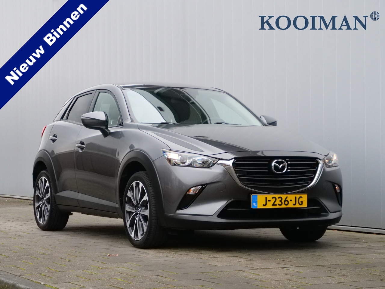 Mazda CX-3 - 2.0 SkyActiv-G Sportive 122 Pk Navigatie / PDC / 18 inch / Stoelverwarming - AutoWereld.nl