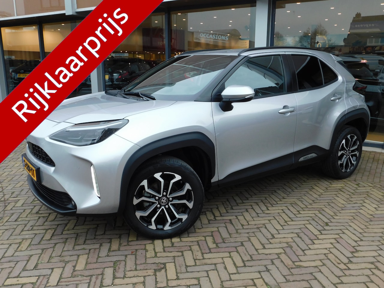 Toyota Yaris Cross - 1.5 Hybrid Dynamic | Trekhaak | PDC | Stoelverwarming - AutoWereld.nl