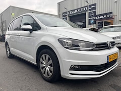 Volkswagen Touran - 2.0 TDI AUTOMAAT / 174 DKM / HONDENWAGEN