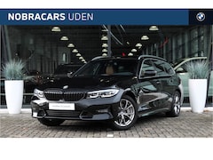 BMW 3-serie Touring - 330e eDrive High Executive Sport Line Automaat / Sportstoelen / Achteruitrijcamera / LED /