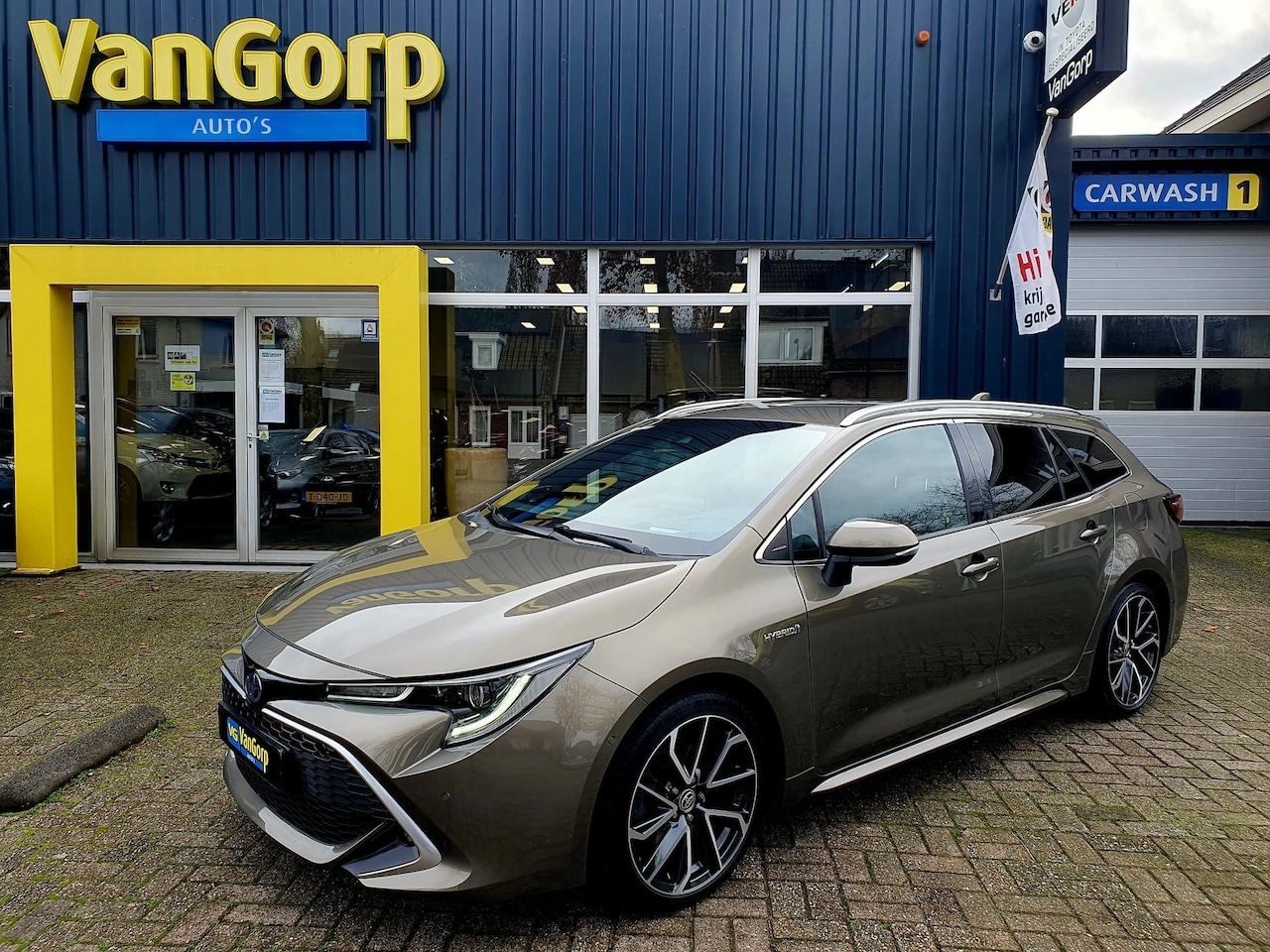 Toyota Corolla Touring Sports - 2.0 Hybrid Executive All-in prijs! - AutoWereld.nl