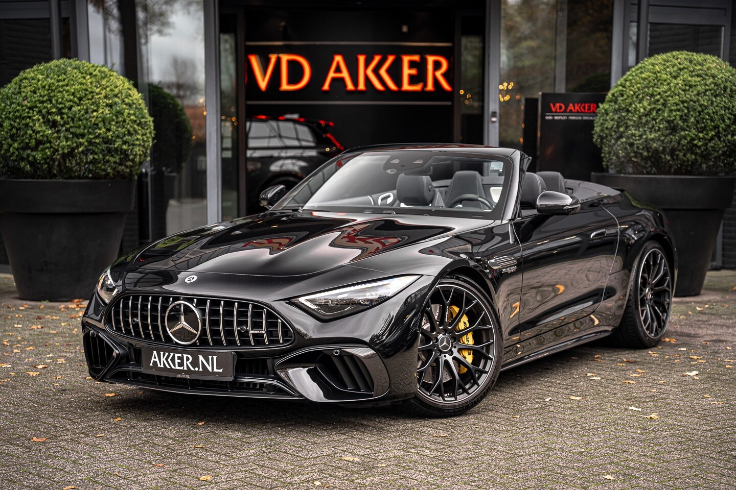 Mercedes-Benz SL-klasse Roadster - SL63 4MATIC+ | Carbon Exterieur | Massage | Dynamic Plus | Head-up | Burmester - AutoWereld.nl
