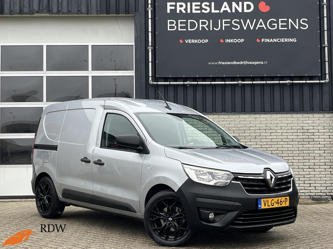 Renault Express - 1.5 dCi 95pk Comfort + Trekhaak/Carplay/Camera/Cruise/Navi/17" - AutoWereld.nl