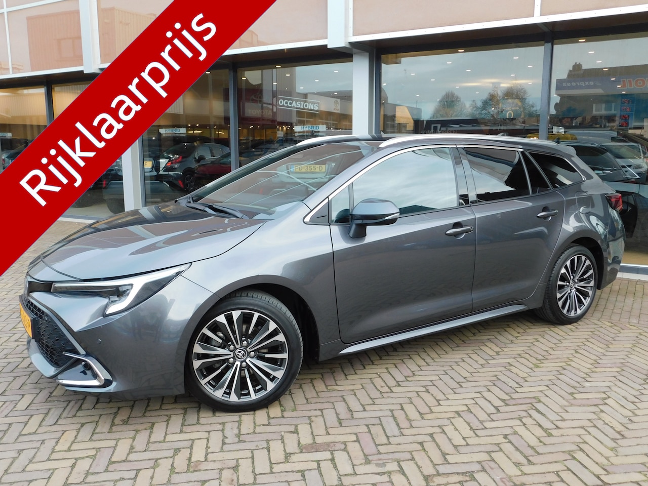 Toyota Corolla Touring Sports - Hybrid 140 Dynamic - AutoWereld.nl
