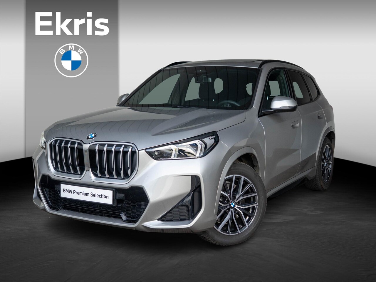 BMW X1 - sDrive20i | M Sportpakket | Travel Pack | Verwarmd Stuurwiel | Comfort Access | 	Achteruit - AutoWereld.nl