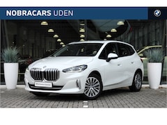 BMW 2-serie Active Tourer - 220i Luxury Line Automaat / Panoramadak / Sportstoelen / Achteruitrijcamera / Comfort Acce