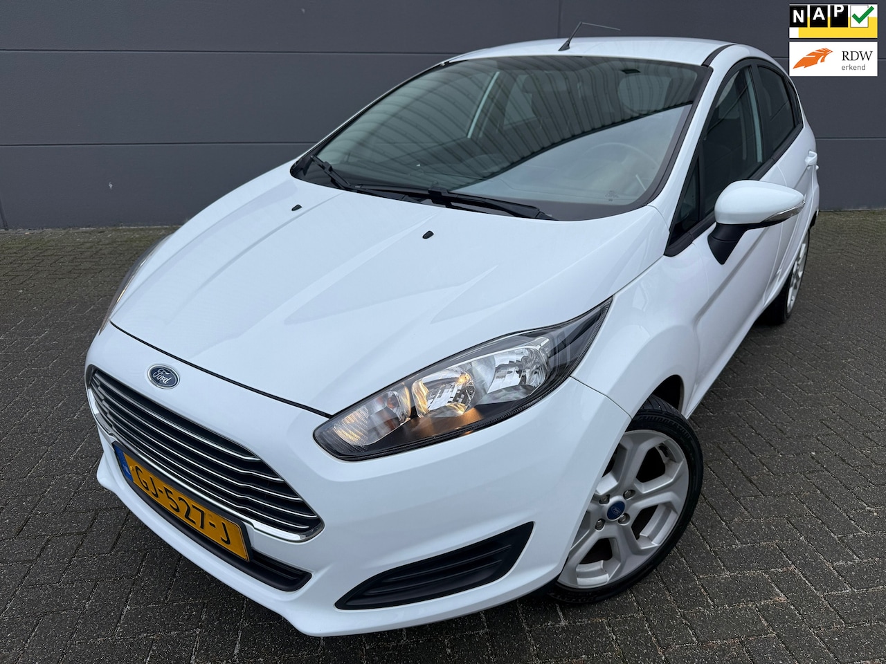 Ford Fiesta - 1.0 Style*AIRCO*APK*NAP*ELKT-RAAM*C- D AFSTAND - AutoWereld.nl