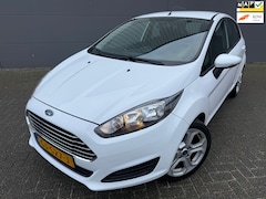 Ford Fiesta - 1.0 Style*AIRCO*APK*NAP*ELKT-RAAM*C- D AFSTAND