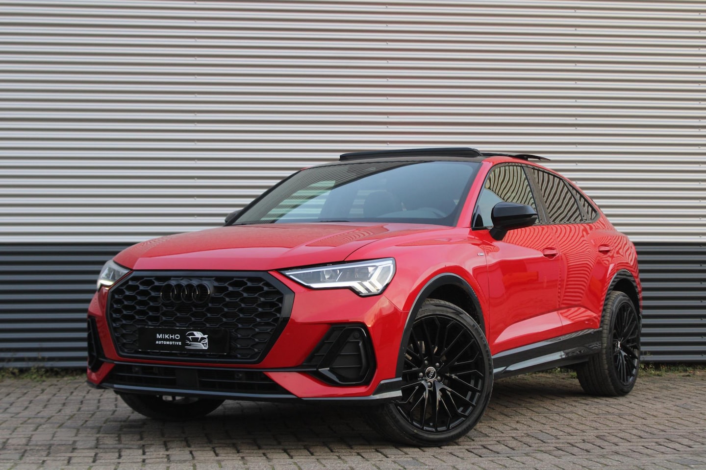 Audi Q3 Sportback - 35 TFSI |3x S-Line | Panoramadak | Sfeerverlichting | Virtualcockpit| Black optik | Stoelv - AutoWereld.nl