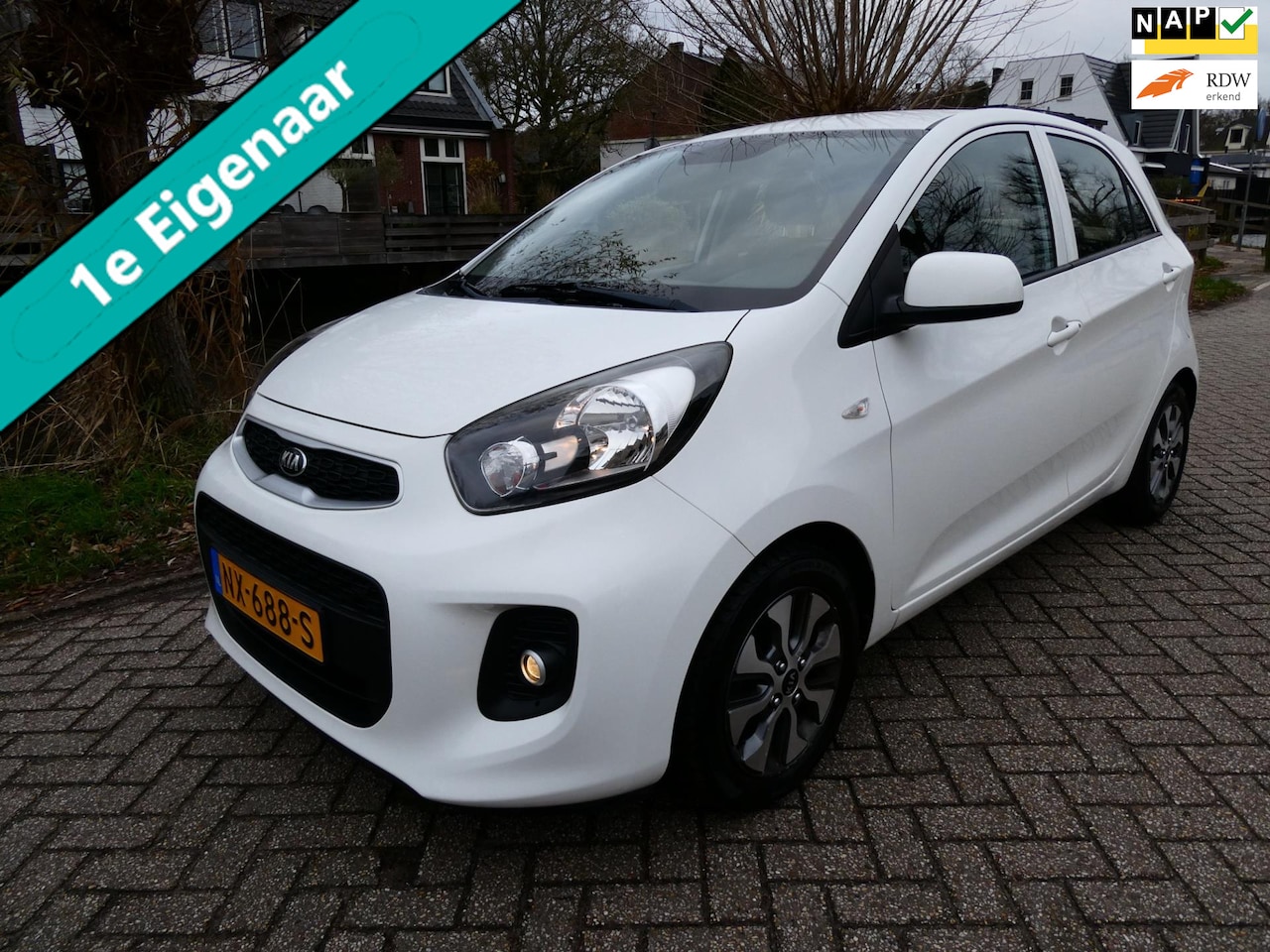 Kia Picanto - 1.0 CVVT 5-deurs 1e eig. PlusLine Airco Camera Navi Hoge instap - AutoWereld.nl