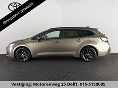 Toyota Corolla Touring Sports - HYBRID BLACKLINE ACTIVE GARANTIE TOT 2033 NIEUW MODEL. CARPLAY NAVIGATIE. ADAPTIEVE CRUISE