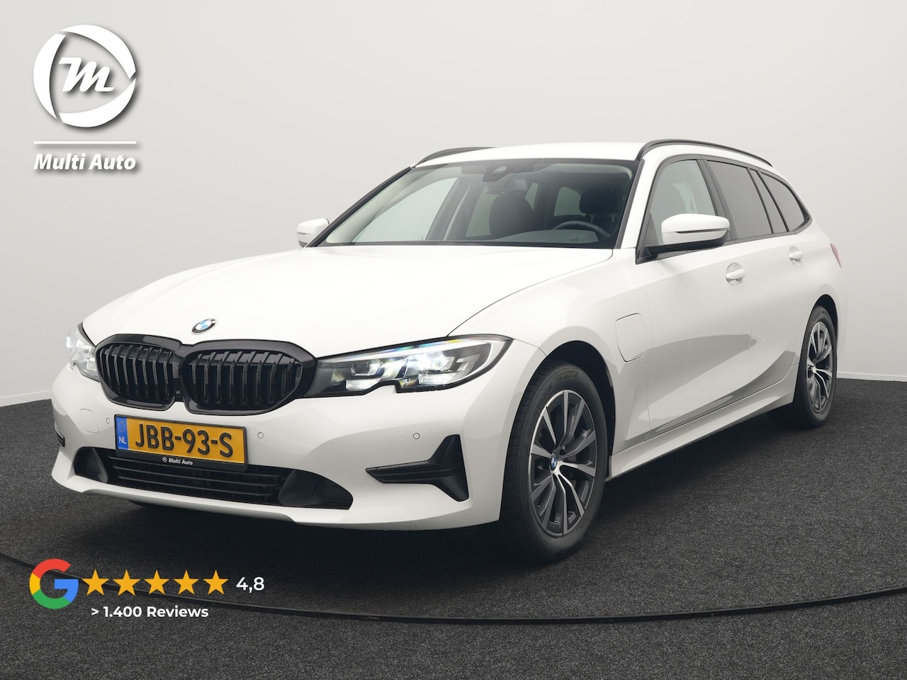 BMW 3-serie Touring - 330e Plug In Hybrid 293pk Dealer O.H PHEV | Cruise Control | Apple Carplay | Lederen Sport - AutoWereld.nl