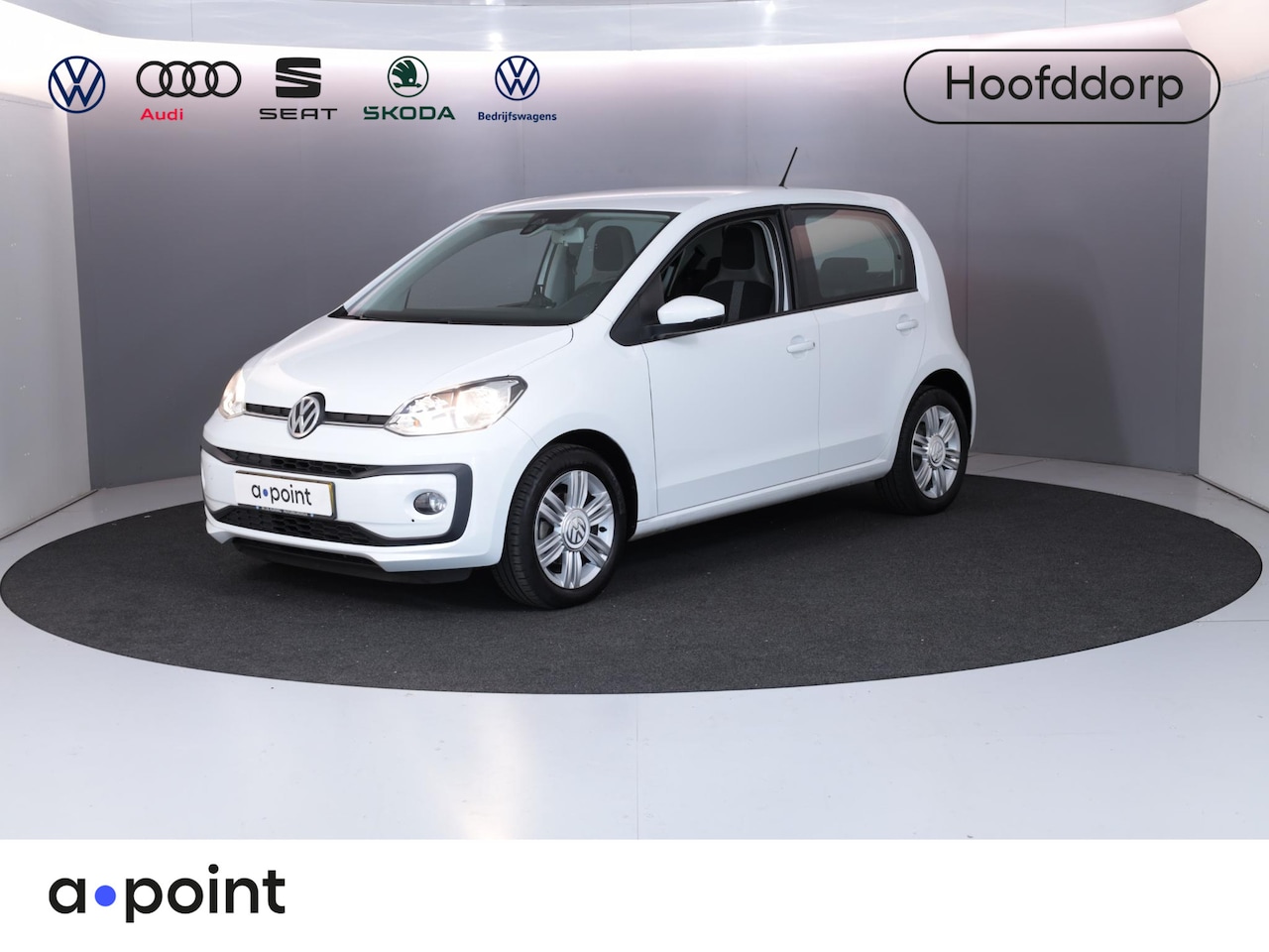 Volkswagen Up! - 1.0 BMT high up! 60 pk | Navigatie via App | Airco | Cruise control | Parkeersensoren acht - AutoWereld.nl