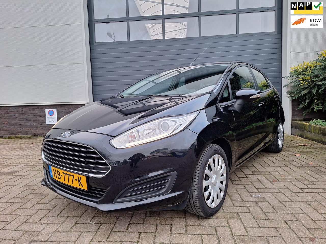 Ford Fiesta - | 1.0 Style | Airco | Bluetooth | Leuke kilometerstand | - AutoWereld.nl