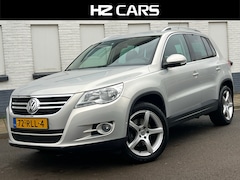 Volkswagen Tiguan - 2.0 TDI Sport&Style/Trekhaak/Parkpilot/Clima/Cruise/18 inch