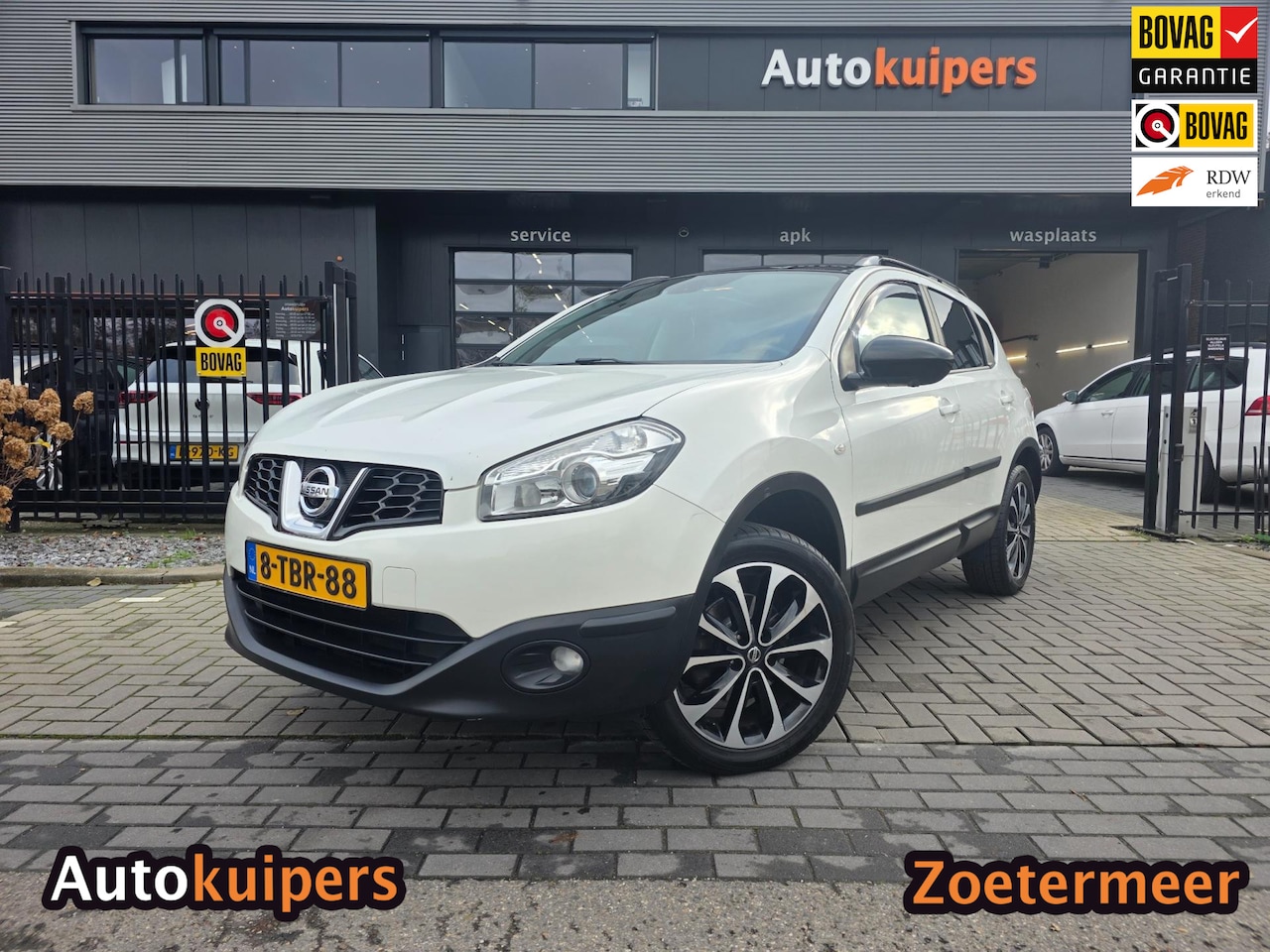 Nissan Qashqai - 1.6 Acenta | Met o.a. panoramadak, 360 graden camera, climate control, cruise control - AutoWereld.nl