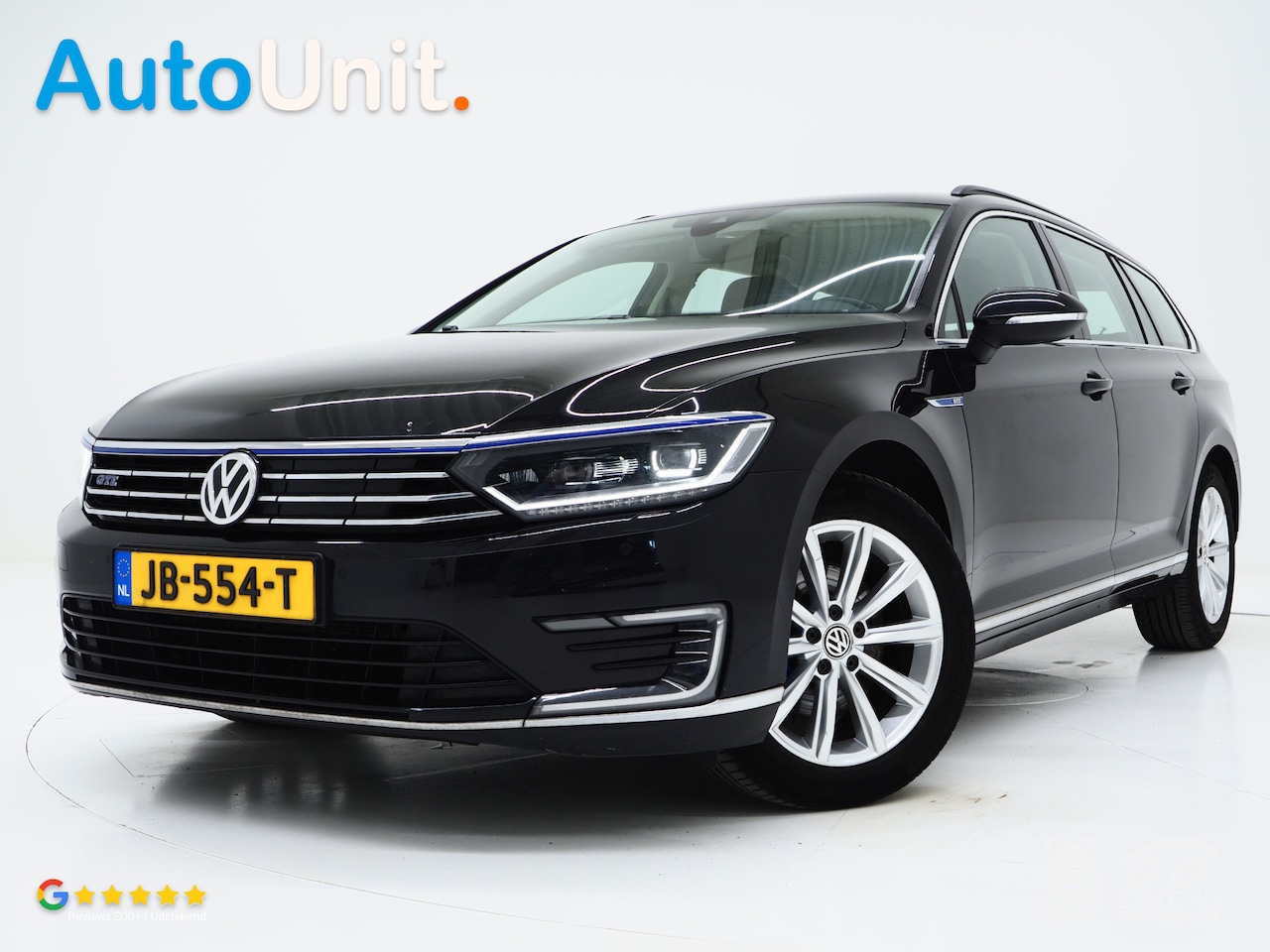 Volkswagen Passat Variant - 1.4 TSI GTE Highline | Massage | Trekhaak | Adaptive Cruise | PDC | Stoelverwarming | Carp - AutoWereld.nl