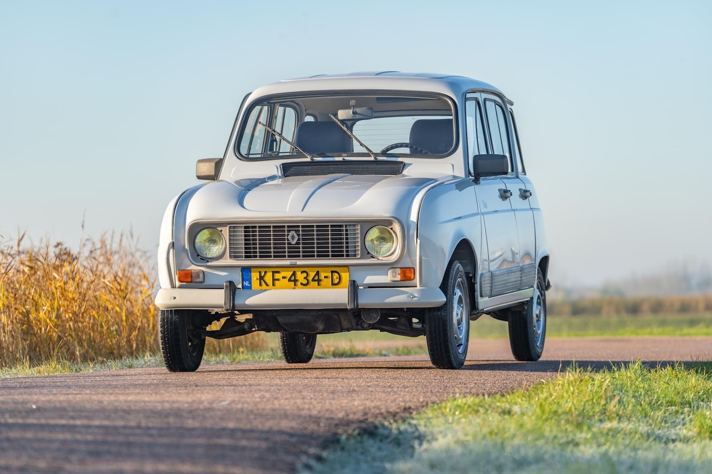 Renault 4 - GTL Clan - AutoWereld.nl