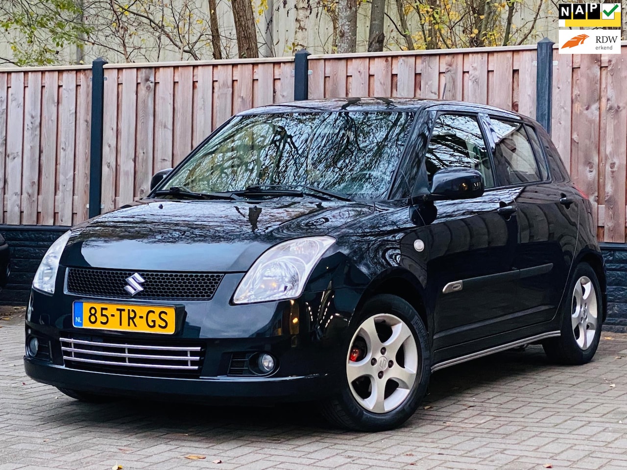 Suzuki Swift - 1.3 Shogun NAP I AIRCO I APK I ELKT RAMEN I LM VELGEN - AutoWereld.nl