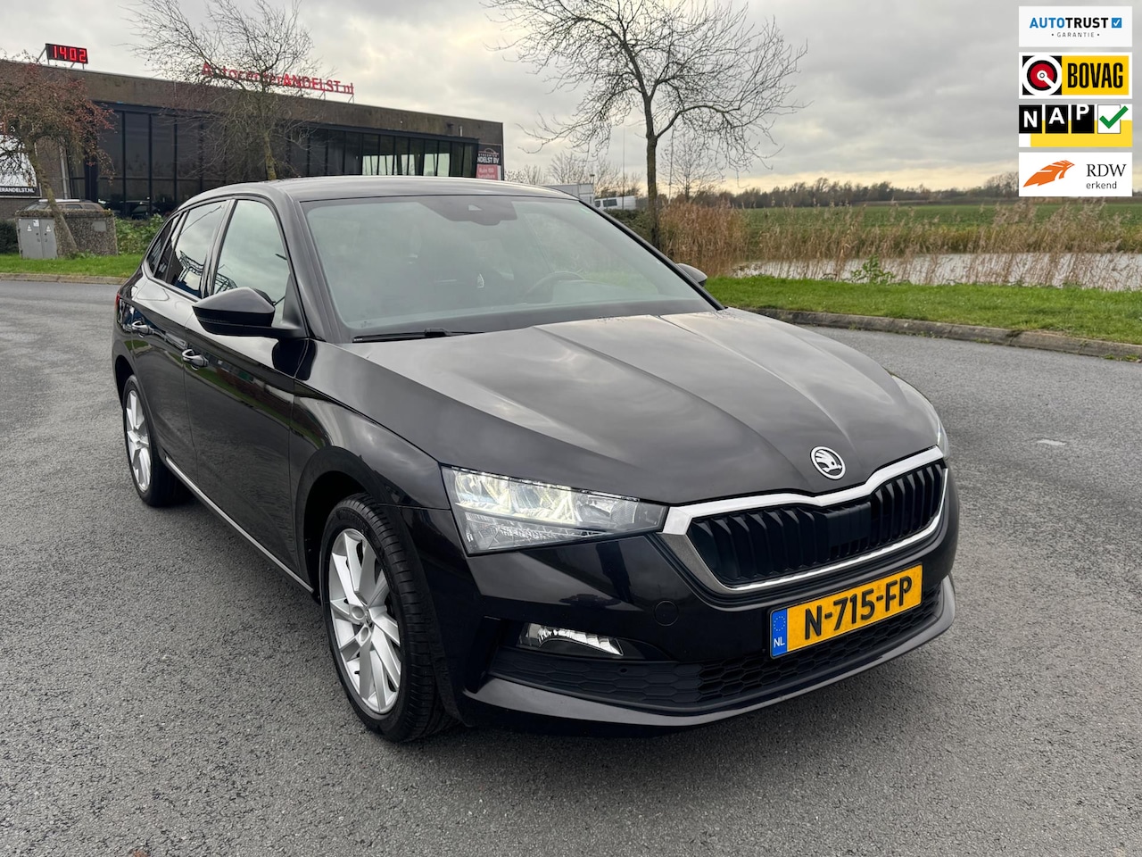 Skoda Scala - 1.5 TSI Sport Business 1.5 TSI Sport Business, Aut, Cam, Navi, Stoelverw, LED, Pdc, Cruise/Climate, 1e eig afk, G - AutoWereld.nl