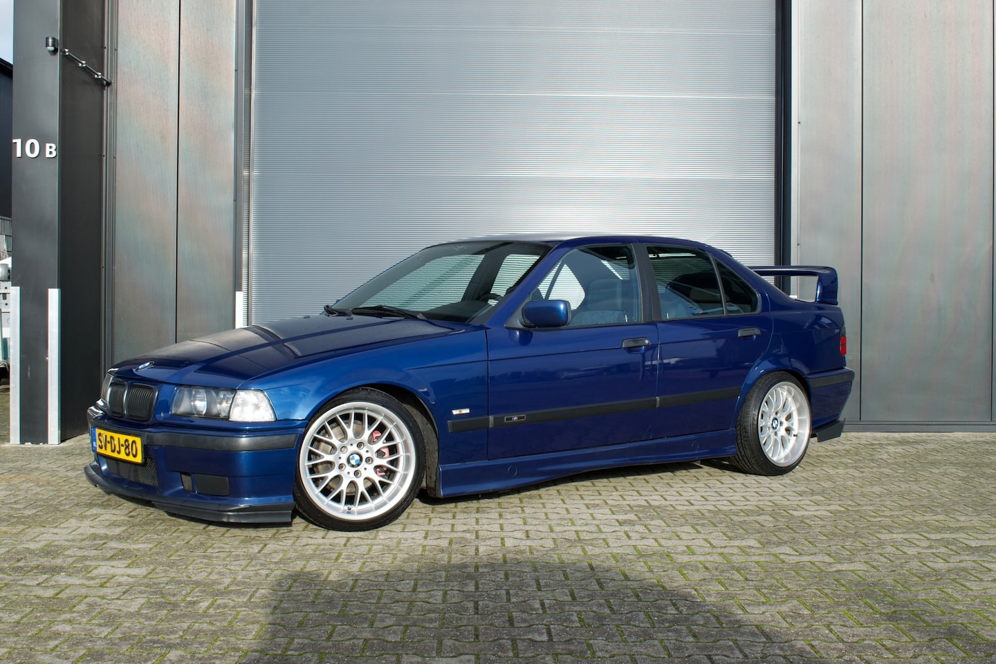 BMW 3-serie - 320i E36 M-sport - AutoWereld.nl
