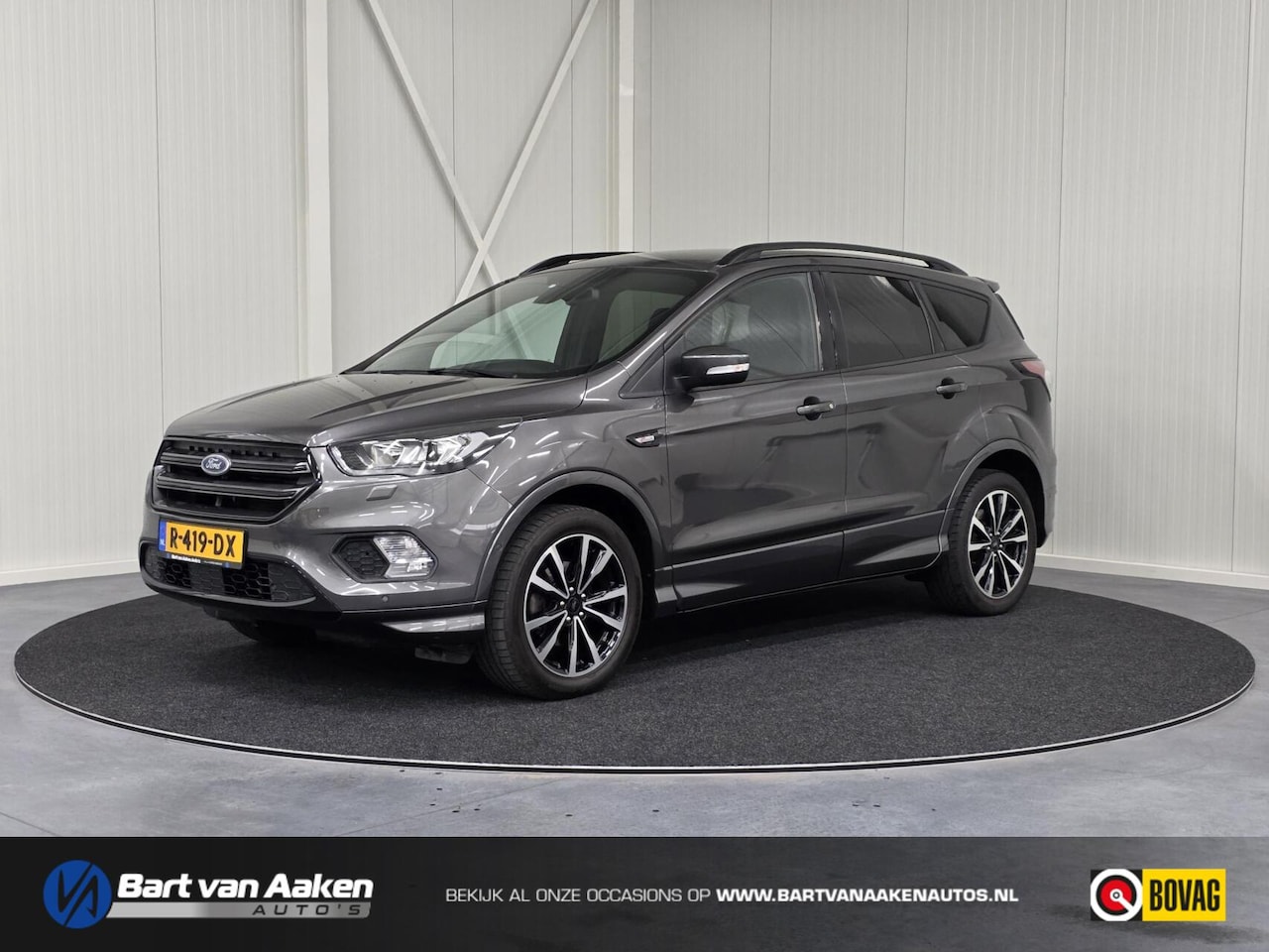 Ford Kuga - 1.5i ST Line Camera Keyless Elektr. Achterklep Zwenk trekhaak - AutoWereld.nl