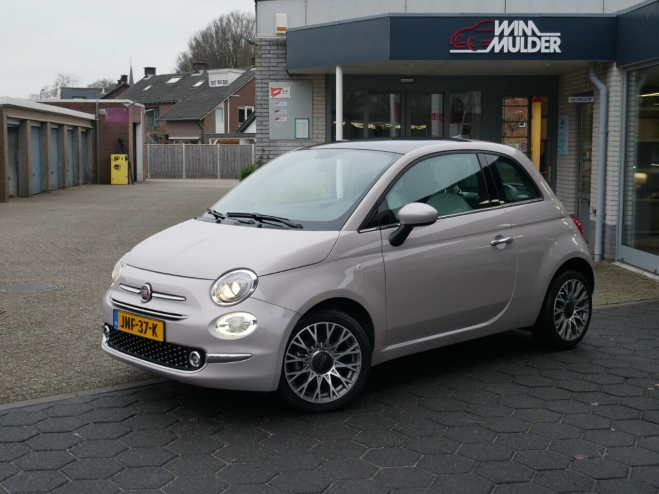 Fiat 500 - 1.0 HYBRID DOLCEVITA      **Clima//Navi//Lm ** - AutoWereld.nl