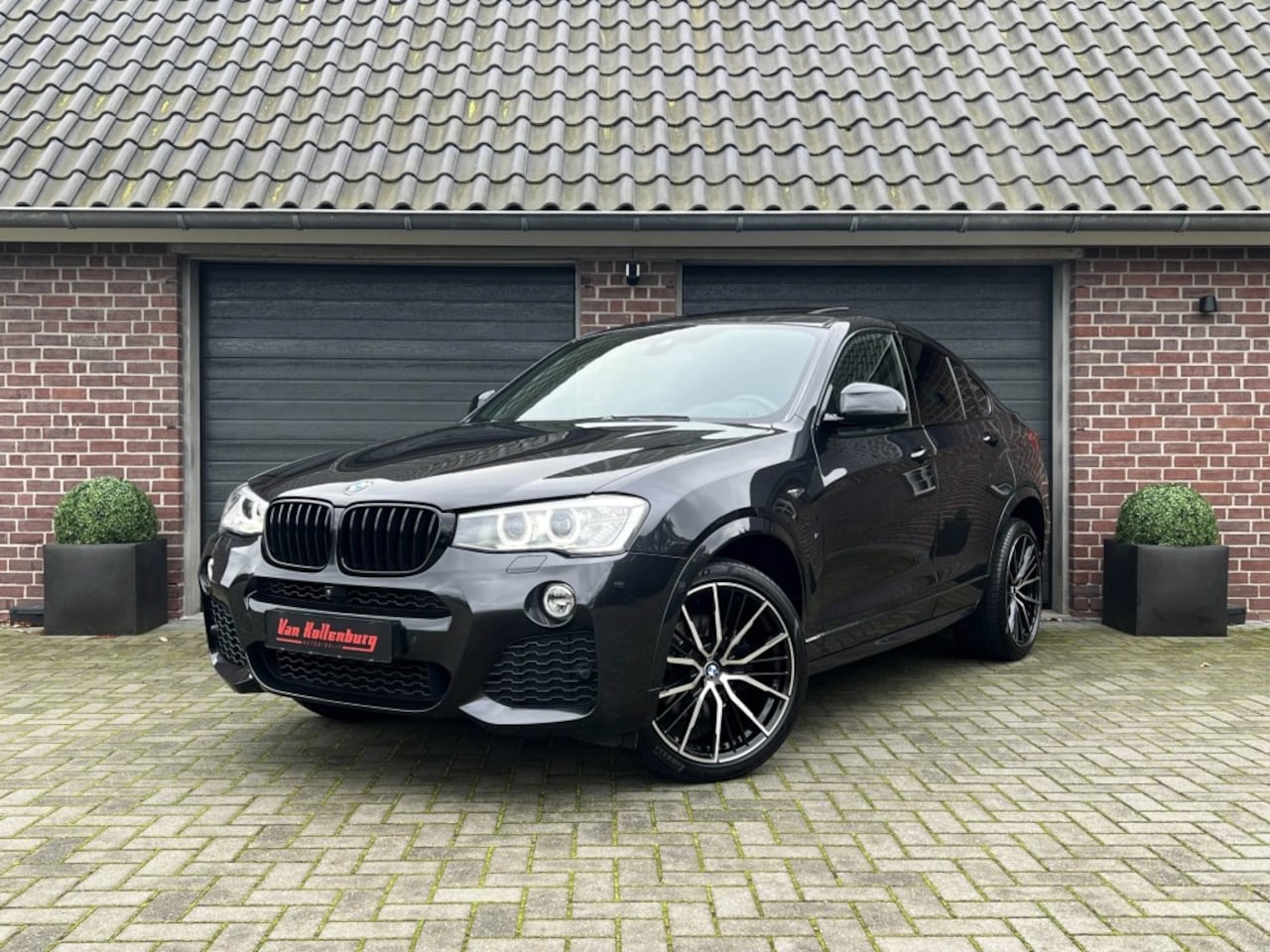 BMW X4 - 2.8I X-Drive High Executive M Sport HUD Pano Shadow Keyless 90Dkm - AutoWereld.nl