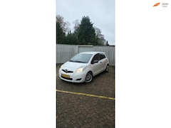 Toyota Yaris - 1.0 VVTi Cool