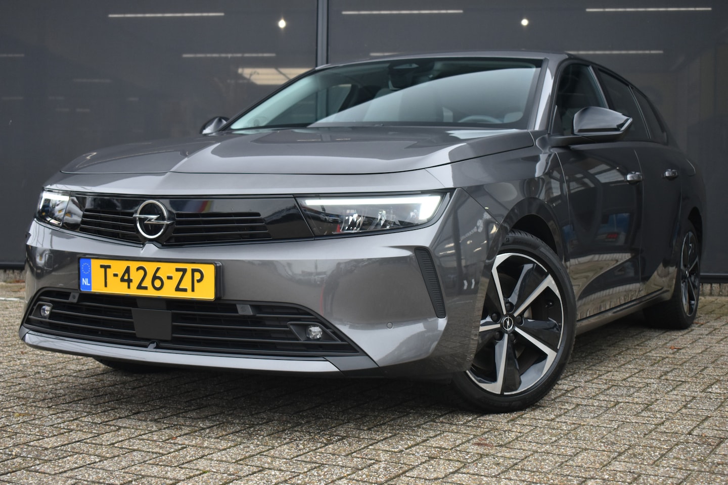 Opel Astra Sports Tourer - 1.6 Turbo Plug-In Hybrid 180pk | Afn. Trekhaak | Navigatie by App | Climate Control | Full - AutoWereld.nl