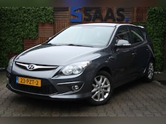 Hyundai i30 - NAP / 1ste Eig./ Dealer ondh. / Airco / Cruise Contr