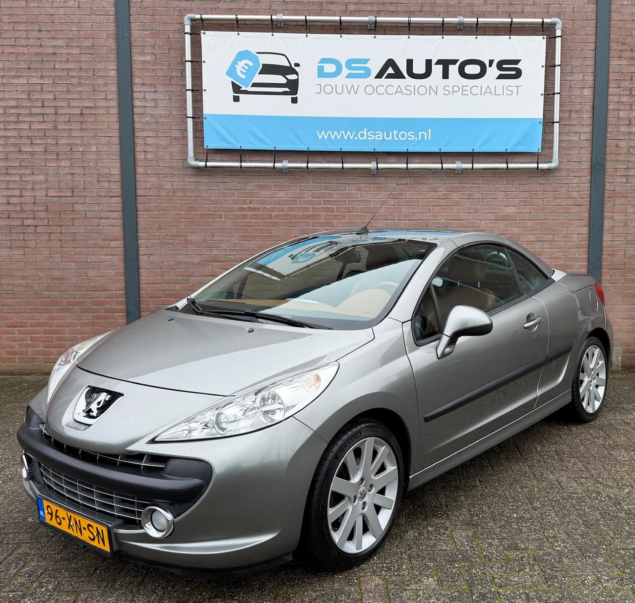 Peugeot 207 CC - 1.6-16V T Féline 1.6-16V T Féline - AutoWereld.nl
