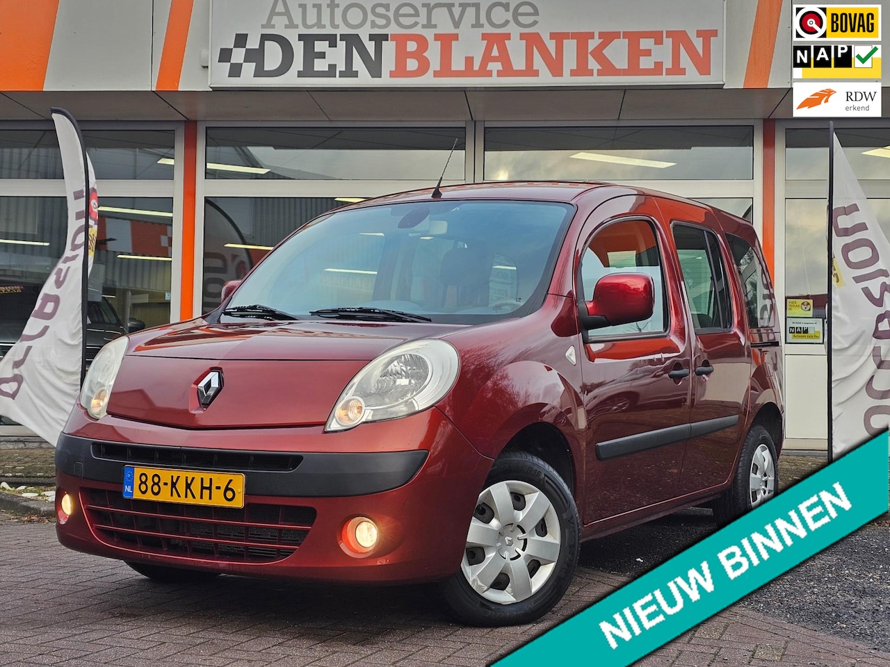 Renault Kangoo Family - 1.6-16V Expression BJ.2010 / Airco / Cruise Control / Elektr. Pakket / Trekhaak !! - AutoWereld.nl