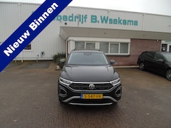 Volkswagen T-Roc - 1.0 TSI Life 75 Edition