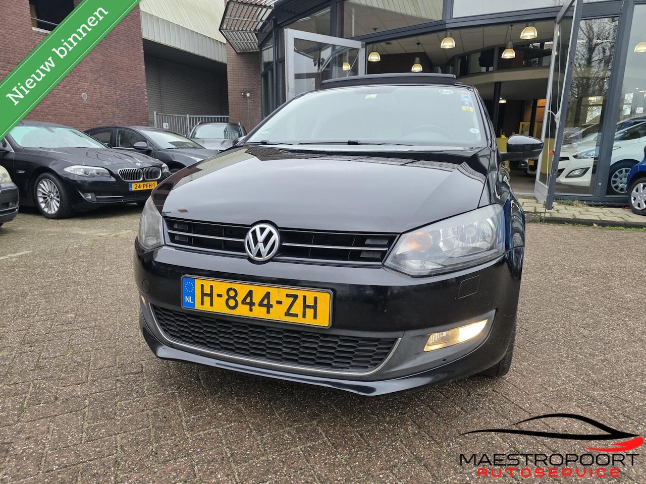 Volkswagen Polo - 1.4 Bifuel AF-Fabriek LPG! - 2012 Zwart - AutoWereld.nl