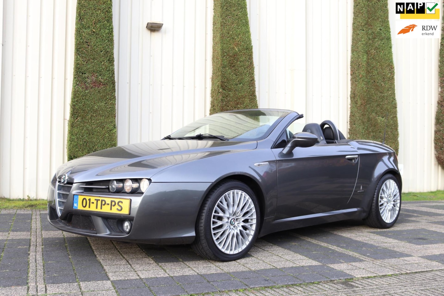 Alfa Romeo Spider - 2.2 JTS Airco, Leder, Navi, ECC, LMV, PDC - AutoWereld.nl