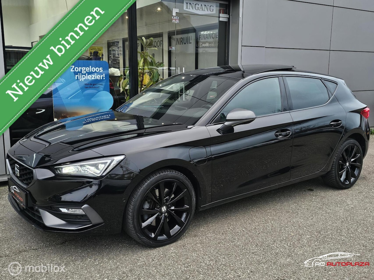 SEAT Leon - 1.4 TSI eHybrid PHEV FR Panorama/Keyless/Memory/Camera - AutoWereld.nl