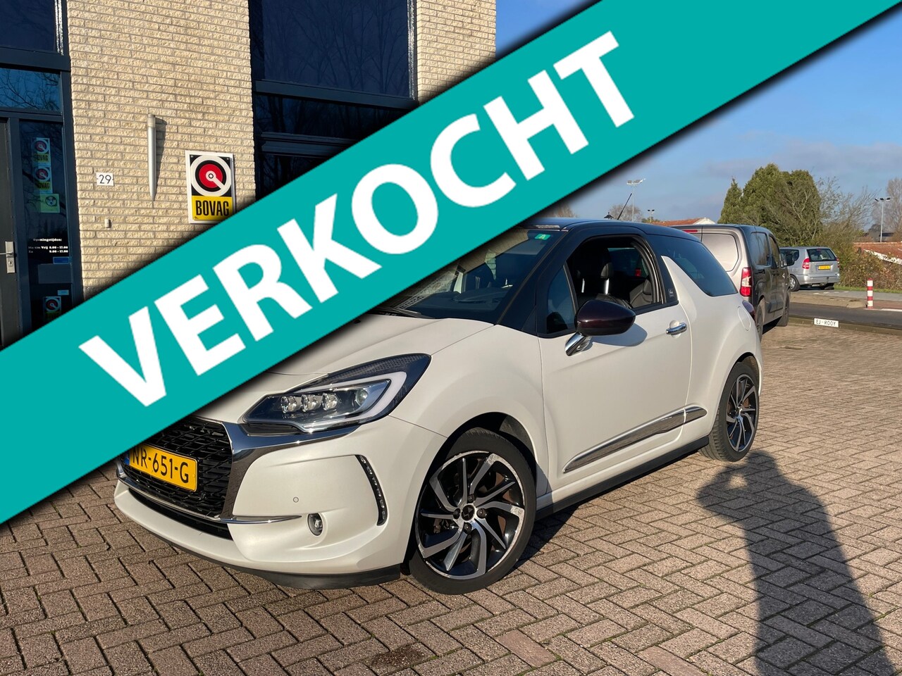 DS 3 - 1.2 PureTech Givenchy Le MakeUp- NAV-PDC - AutoWereld.nl
