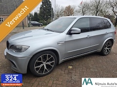 BMW X5 - M 4.4i M | Panoramadak | Head-Up | 600PK | Sportuitlaat |