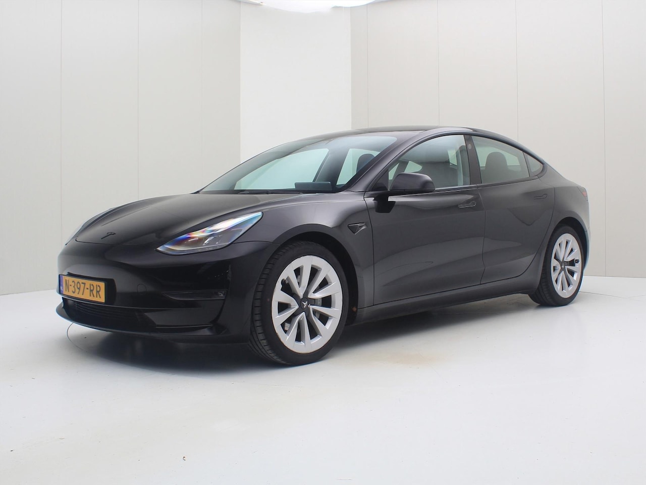 Tesla Model 3 - Long-Range AWD 351pk 75 kWh FACELIFT 91% SoH [ TREKHAAK+WARMTEPOMP+AUTOPILOT+620KM WLTP+PR - AutoWereld.nl