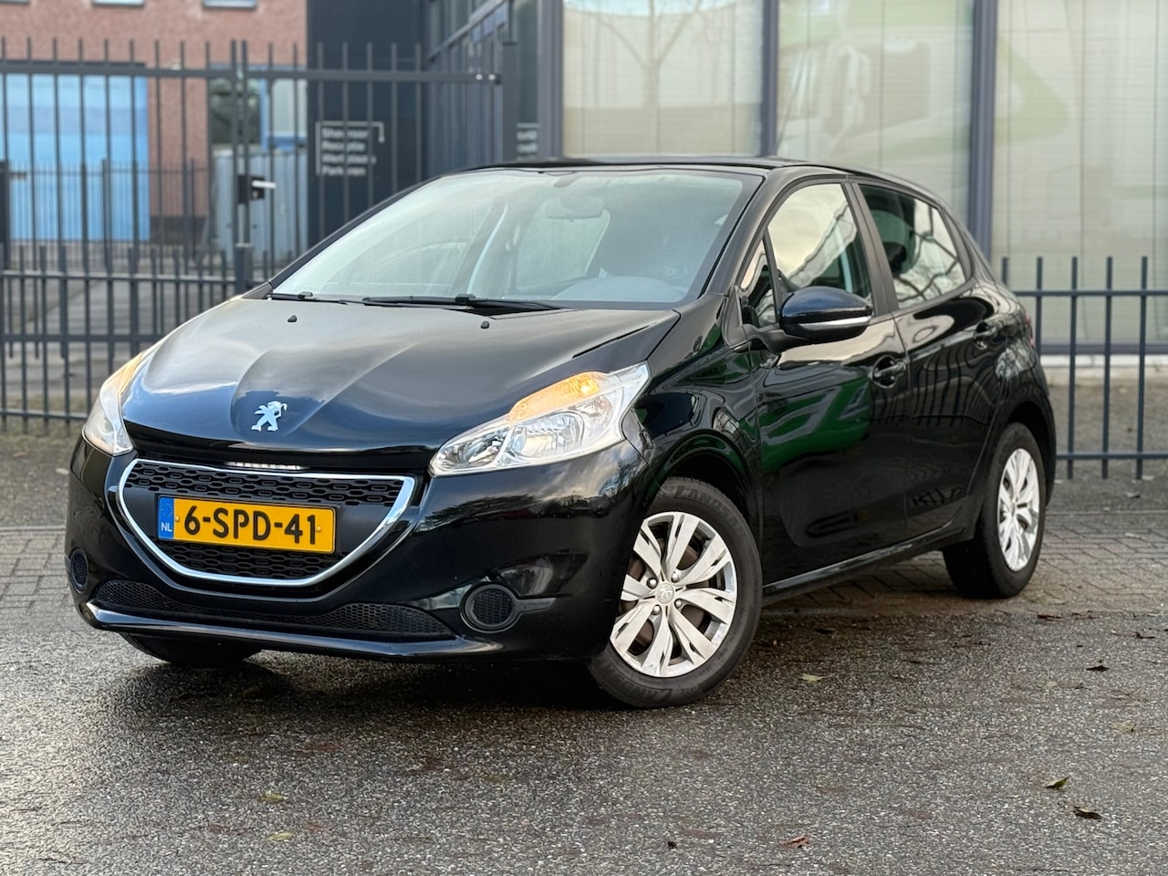 Peugeot 208 - 1.2 Vti Access 1.2 VTi Access - AutoWereld.nl