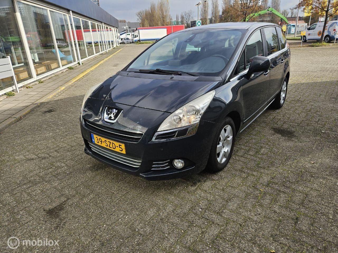 Peugeot 5008 - 1.6 VTi Acces 5p. 1.6 VTi Acces 5p. - AutoWereld.nl