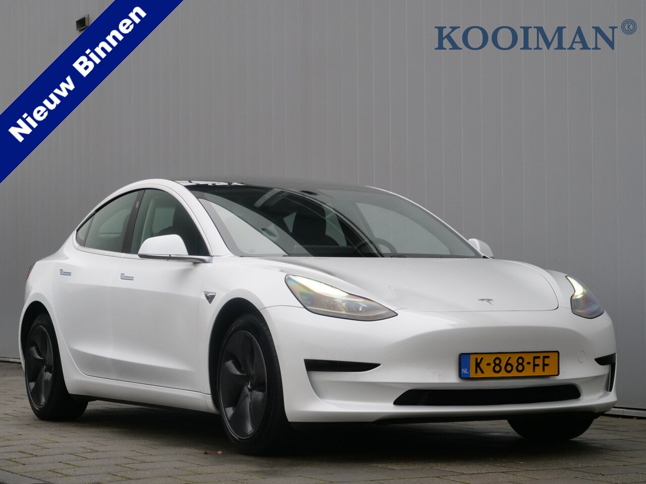 Tesla Model 3 - Standard RWD Plus 60 kWh 238 Pk Automaat Camera / Leer / Pano-dak - AutoWereld.nl