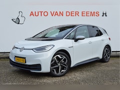 Volkswagen ID.3 - First Plus 58 kWh NL-Auto / 19" / SOH 89% / Led matrix / Clima / Keyless / Apple, android