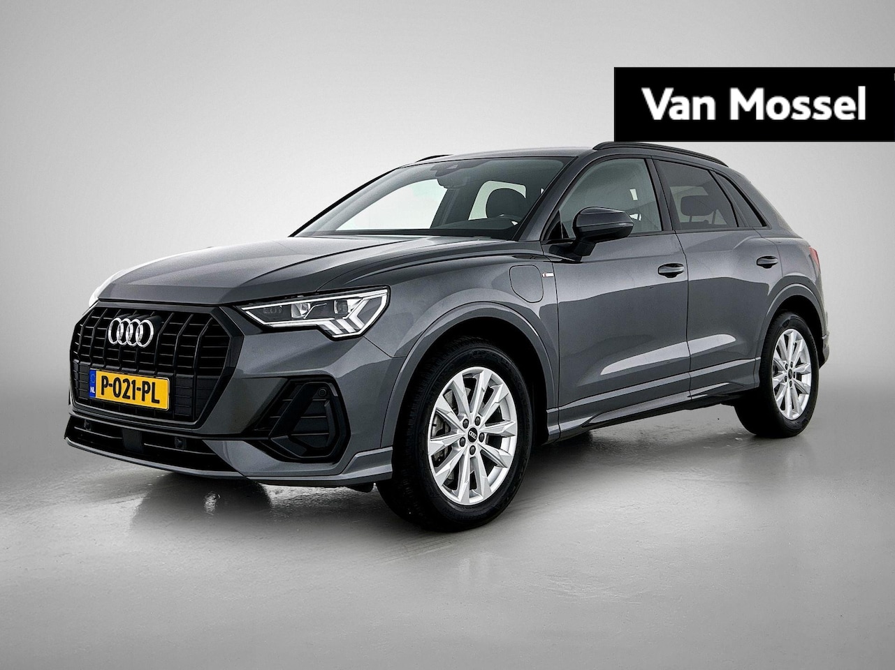 Audi Q3 - 45 TFSI e S edition 245 PK | S-Line | Automaat | Trekhaak | Navigatie | Stoelverwarming | - AutoWereld.nl