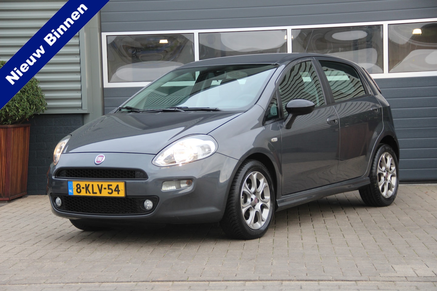 Fiat Punto Evo - 0.9 TwinAir Easy NL Auto | 2e eigenaar | Airco | Comfortstoelen | Bluetooth | LMV16'' | On - AutoWereld.nl