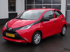 Toyota Aygo - 1.0 VVT-i x-fun Airco, elektrische ramen, centrale vergrendeling, enz