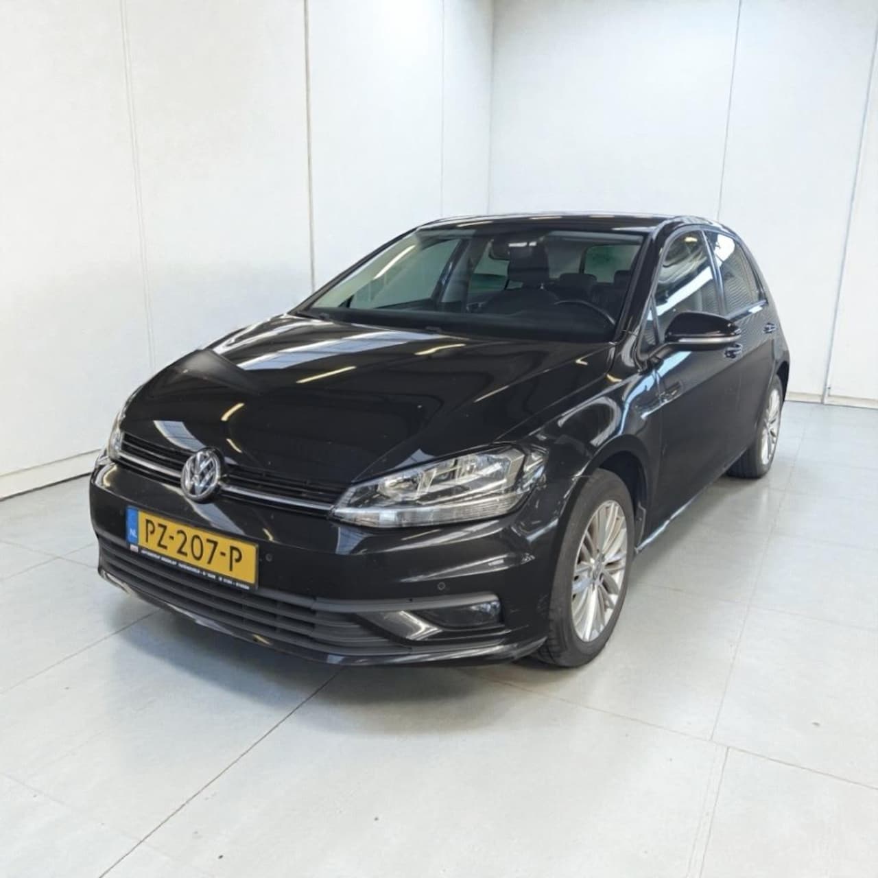 Volkswagen Golf - 1.0 TSI Trendline LED MULTI FUNC Stuur - AutoWereld.nl